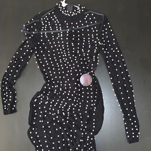 Black Mesh Pearl Embellished Long Sleeves Dress